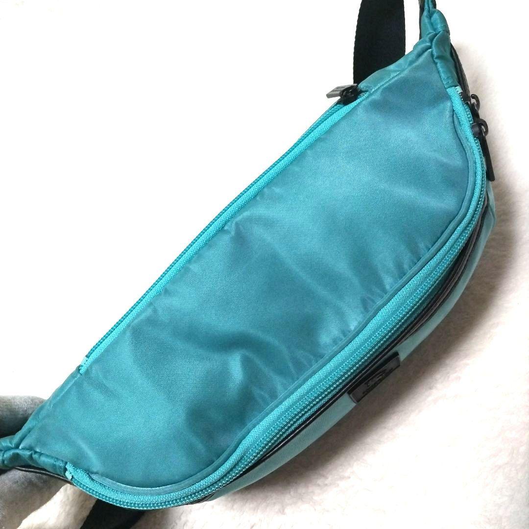 【希少色】バーバリーブラックレーベル ノバチェック ホースロゴ ウエストバッグ