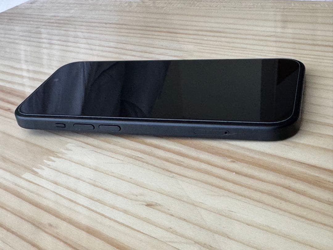 iPhone15 128GB ブラック 美品 付属品付き