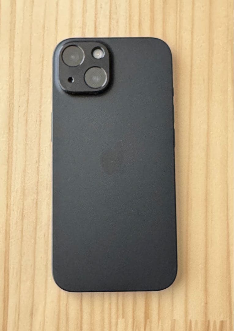 iPhone15 128GB ブラック 美品 付属品付き