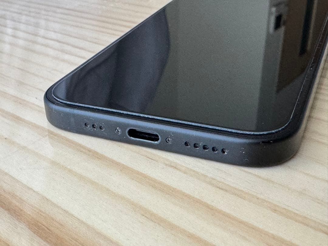 iPhone15 128GB ブラック 美品 付属品付き