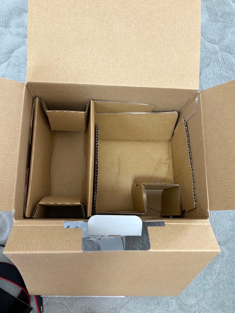 Canon EOS M10 ミラーレス一眼 本体