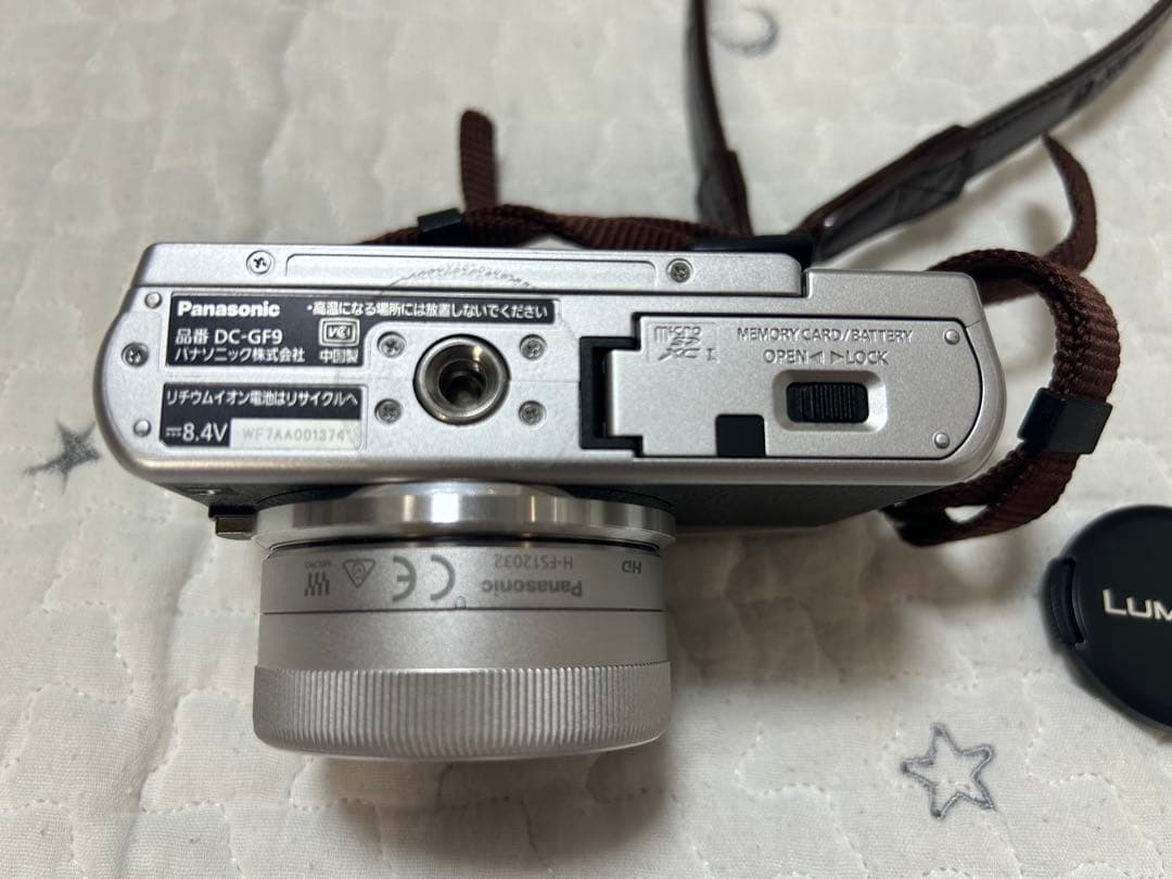 Panasonic LUMIX DC-GF9 ミラーレス一眼カメラ