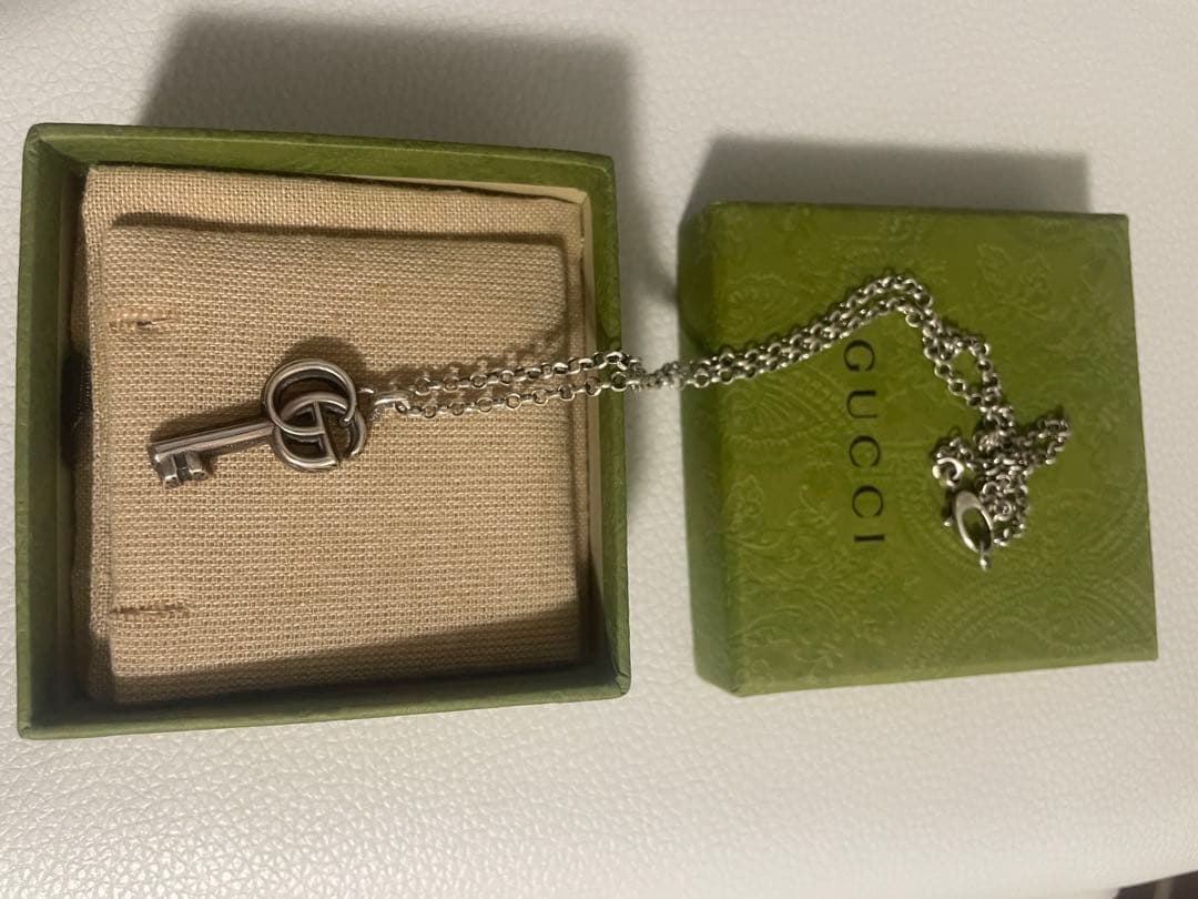 GUCCI キーネックレス