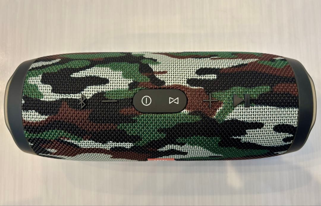 屋外使用なし JBL Charge3 迷彩 同柄ケース付 稼働時間極少付属品完備