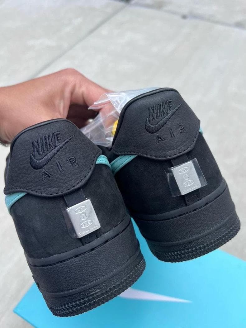 Tiffany & Co. × Nike Air Force 1 Low