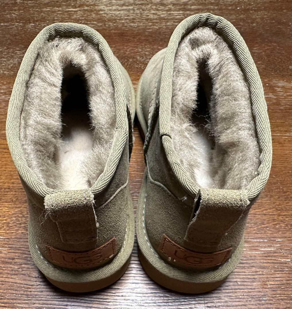 【未使用品】UGGウルトラクラシックミニ