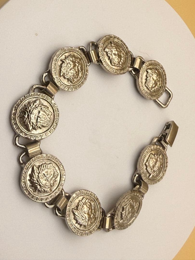 正規の美品中古　ジャンニヴェルサーチ　ブレスレット　シルバー　約20cm