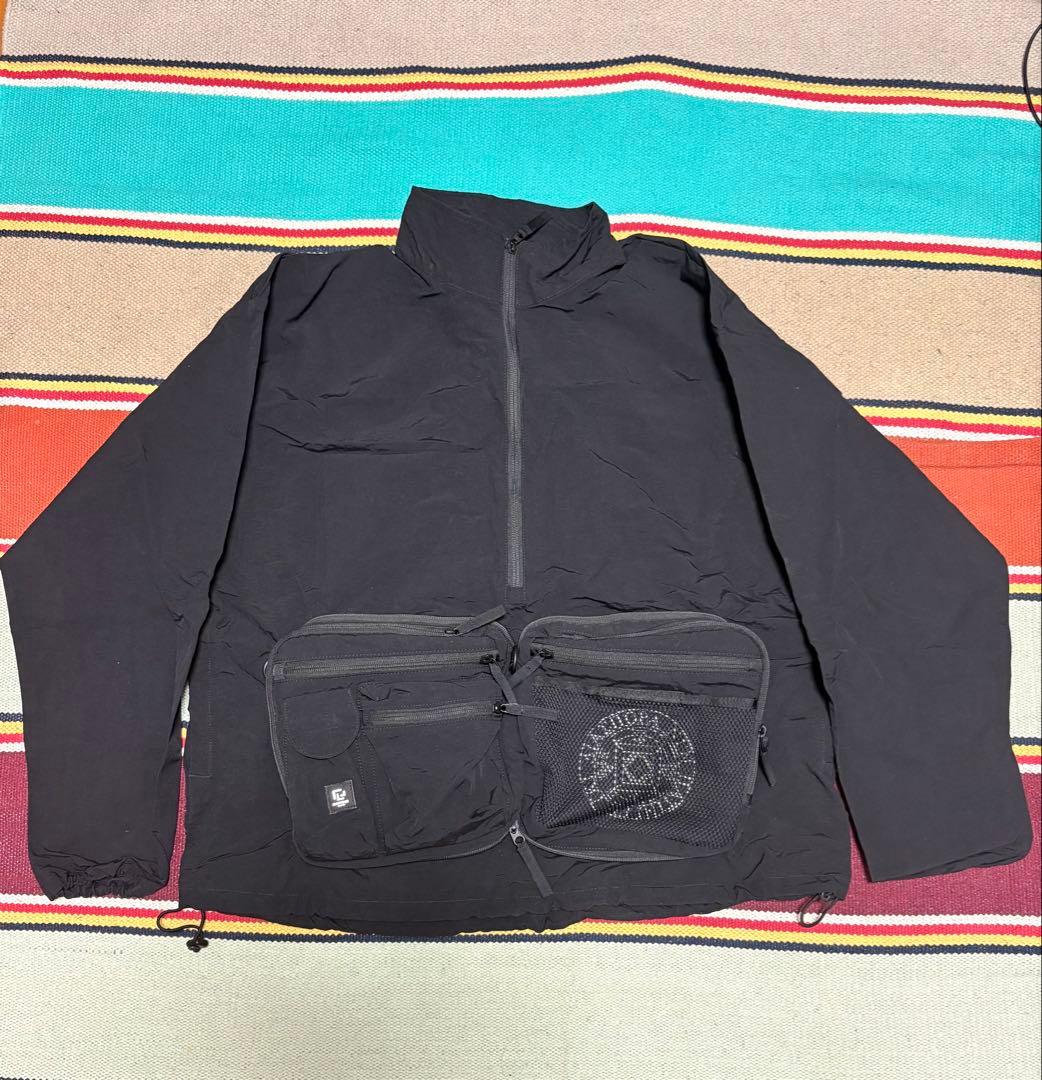 Diaspora skateboardsナイロンジャケット（Cosa着用）