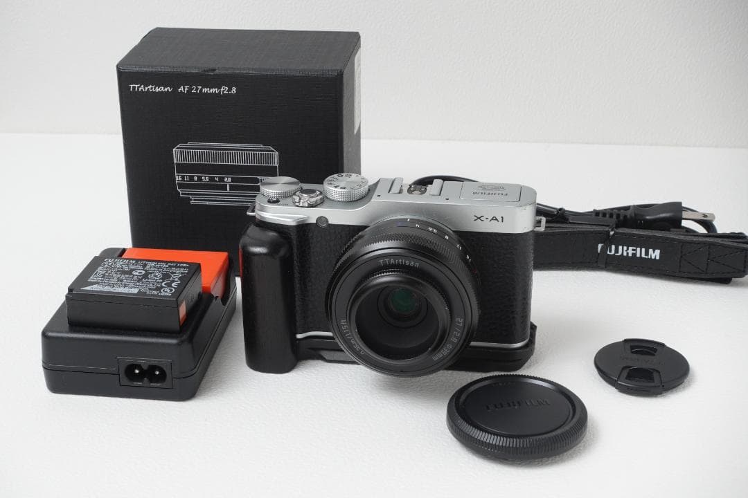 デジタルカメラ Fujifilm X-A1 + TTArtisan 27mm f/2.8