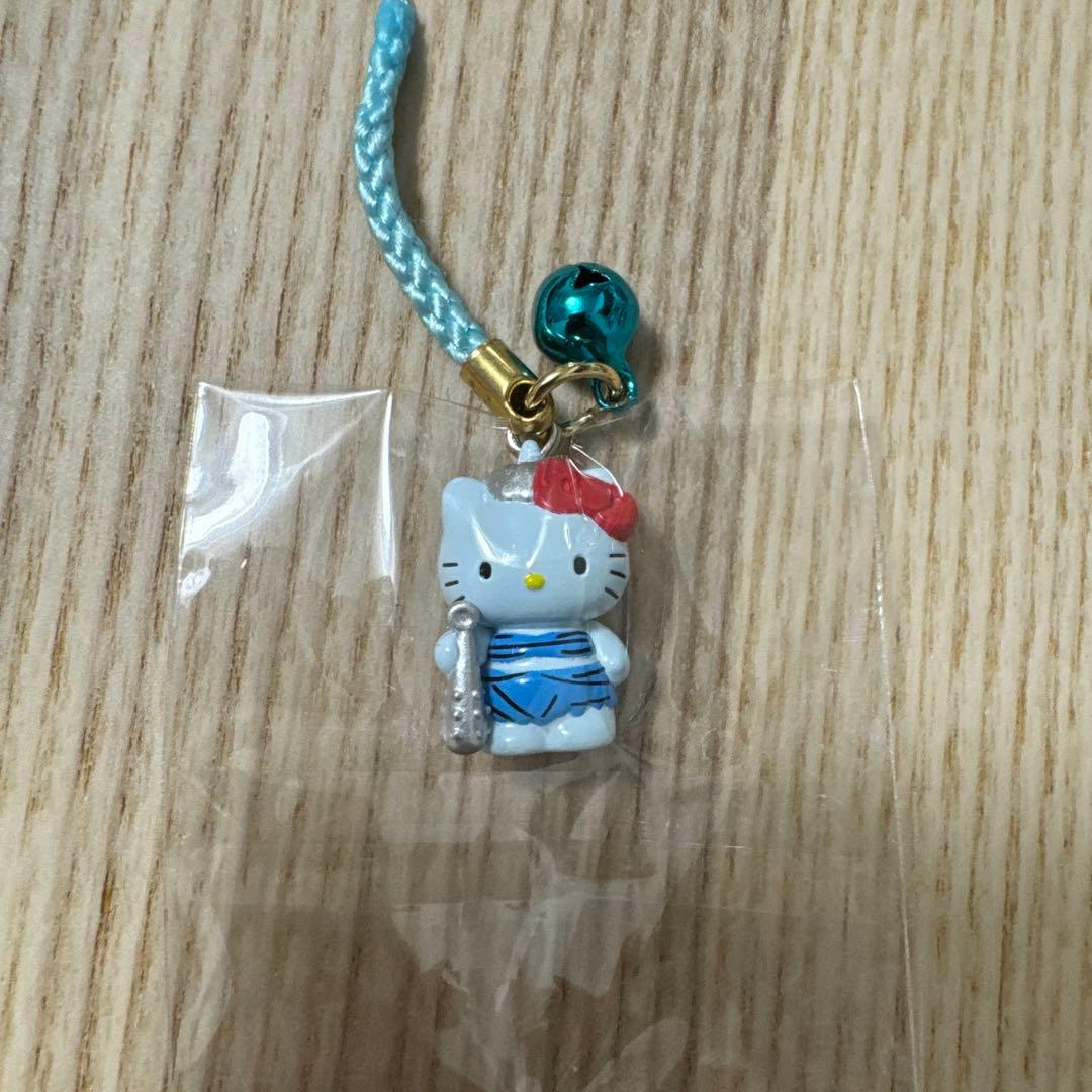 ご当地キティ　群馬県　鬼押出し園限定　鬼キティセット　新品　根付け　ストラップ