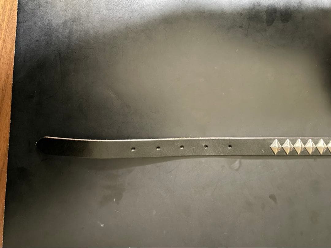 UNDERCOVER ナロースタッズレザーベルト 黒