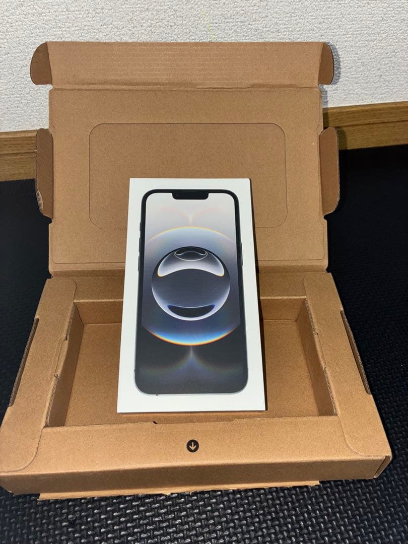 Apple iPhone 16e 未使用3/10迄