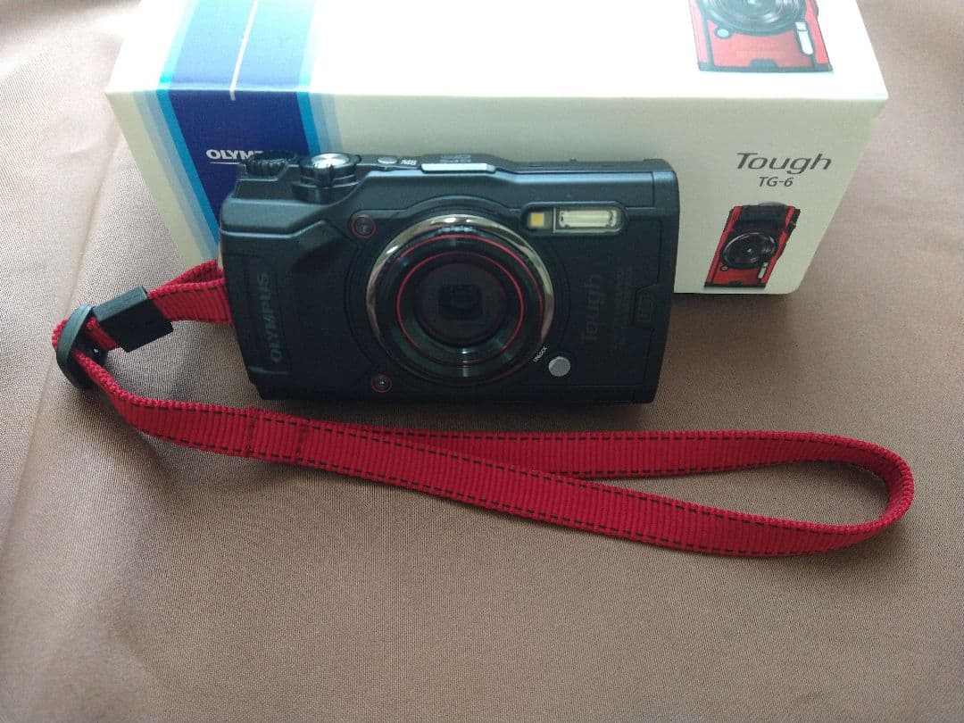 OLYMPUS Tough TG-6 コンパクトデジタルカメラ