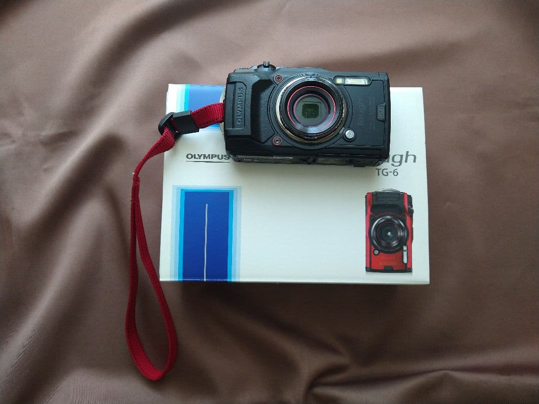 OLYMPUS Tough TG-6 コンパクトデジタルカメラ