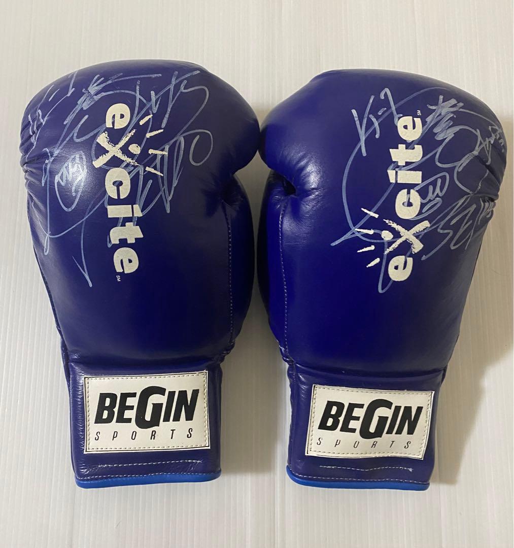 K‐1 武蔵 直筆サイン入りグローブ・Tシャツ・サイン入り色紙・フィギュア