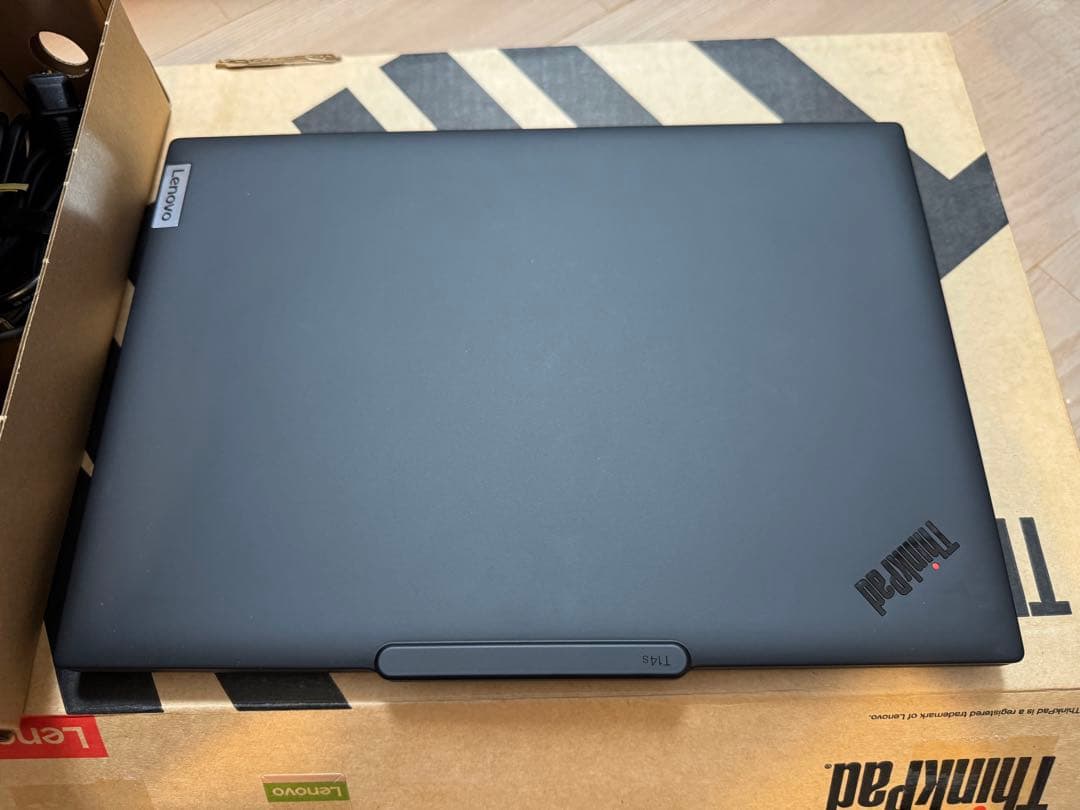ThinkPad T14sAMD Gen6新品未使用開封済　Copilot+PC