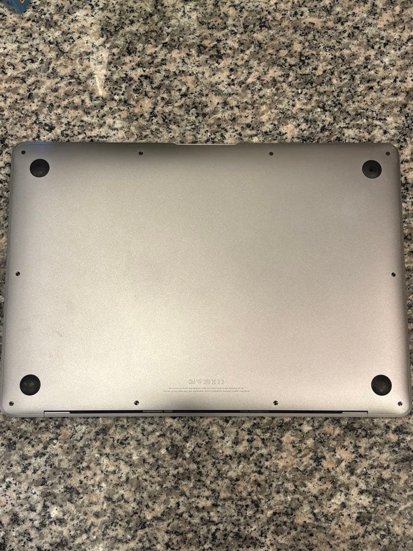 MacBook Air 13インチ 2019 スペースグレー