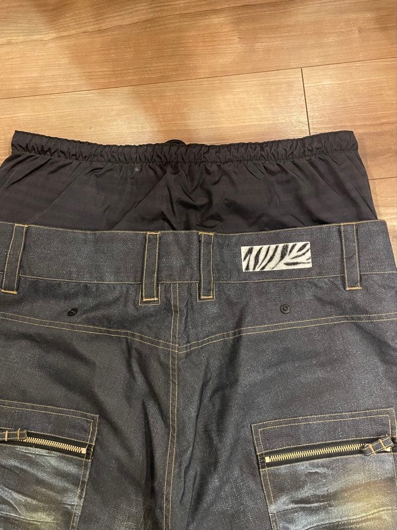 スノーボードウェア 上下セット Lサイズ 686 GUSH