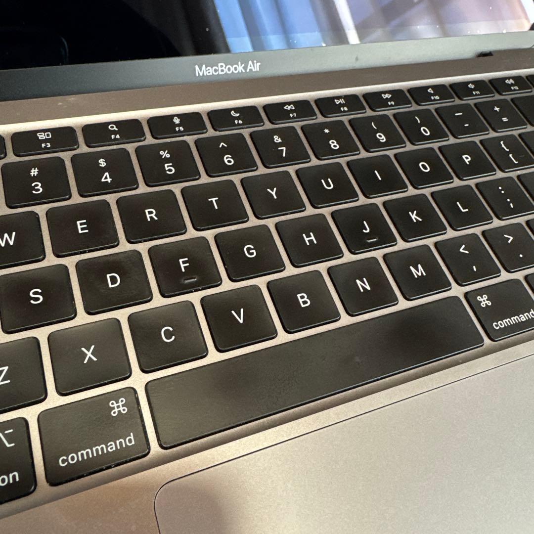 【付属品完備】MacBook Air (M1, 2020) 8GB/256GB