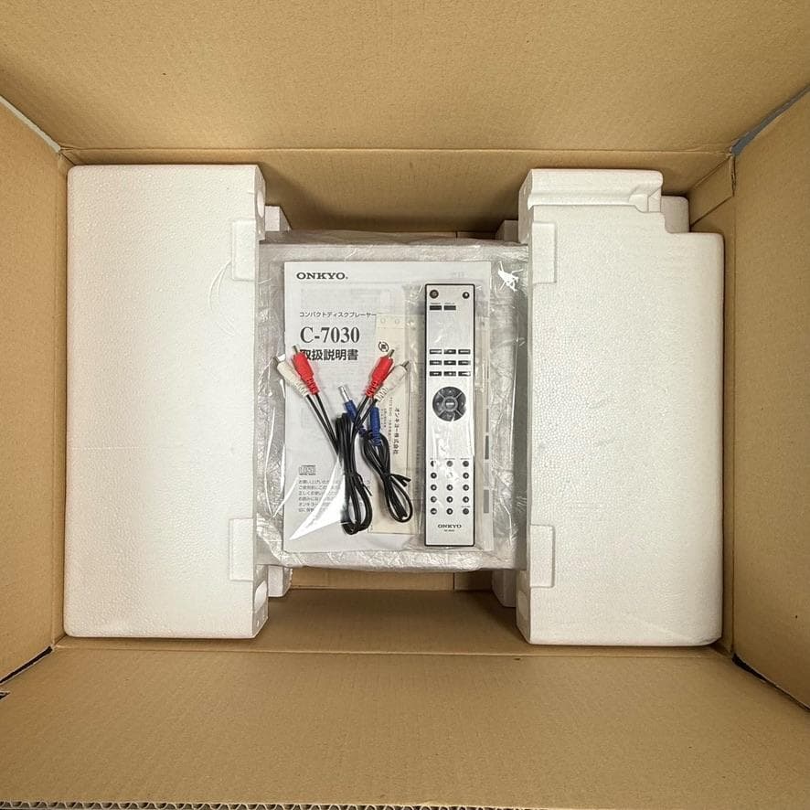 優良中古品・元箱付属・動作確認済 ONKYO CDプレーヤー C-7030(S)
