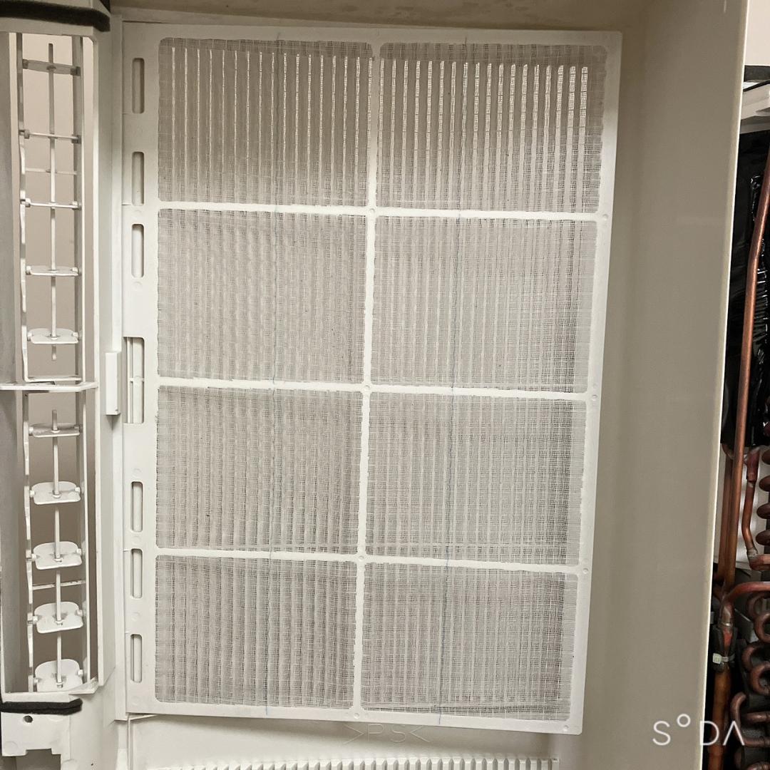 CORONA コロナ 冷暖房兼用 窓用エアコン CWH-A1821 2021年製