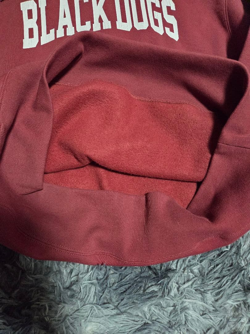 ロットワイラー　BLACK DOGS バーガンディ プルオーバーパーカー