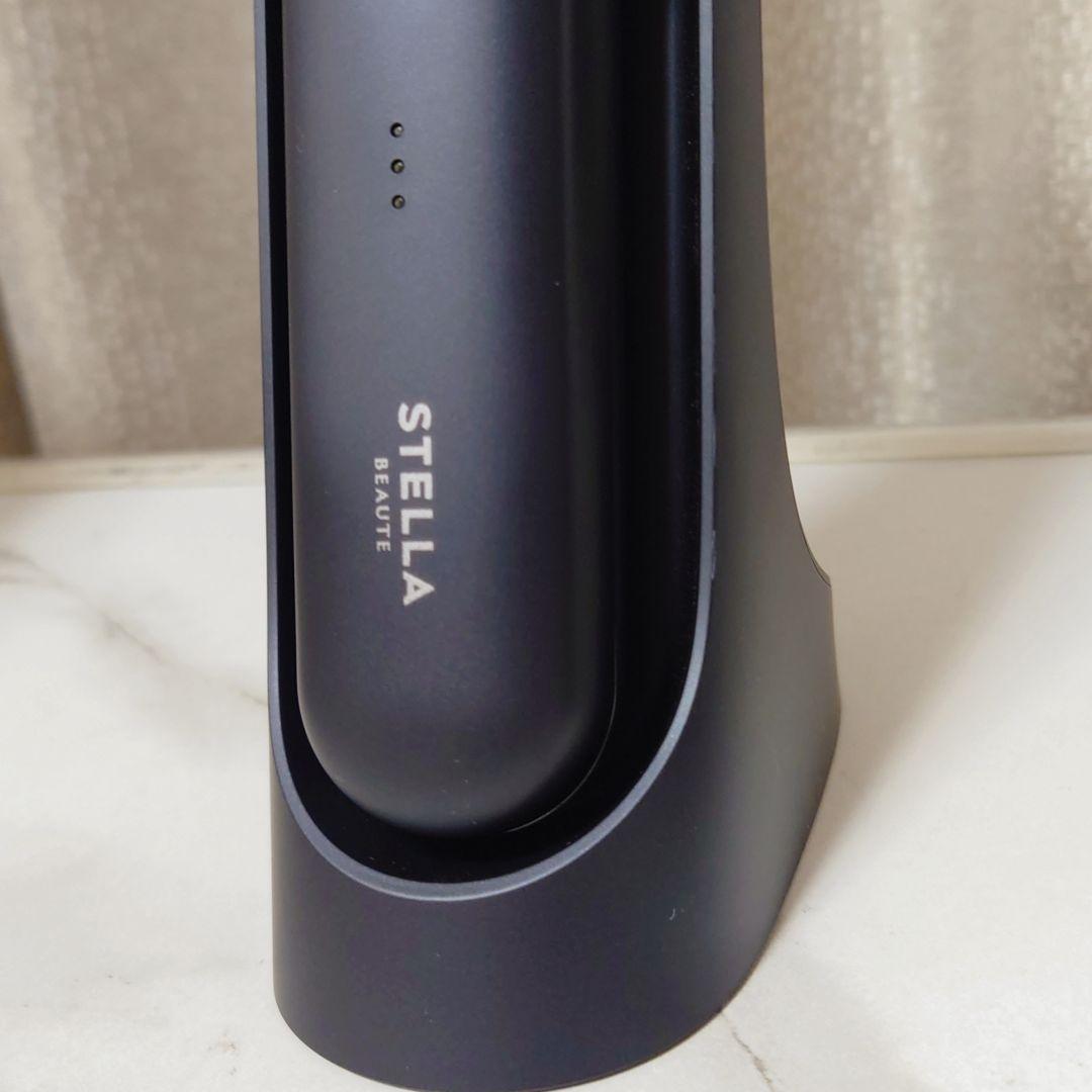 ステラボーテ レーザー＆EMS リフトブラシ PRO