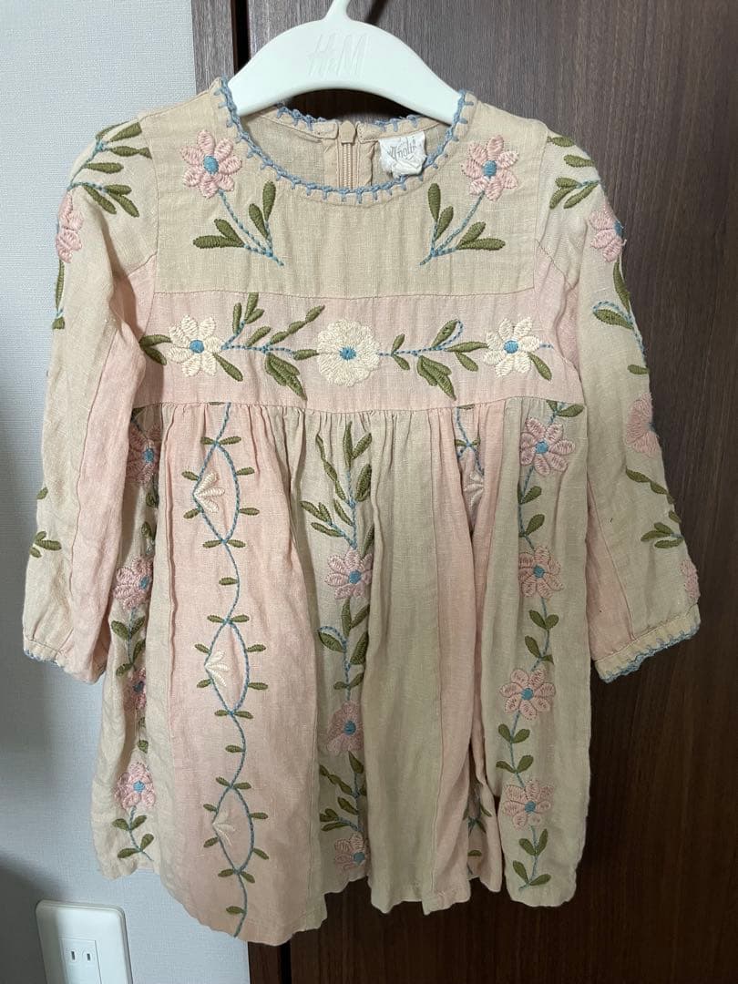 Apolina 刺繍入りワンピース 2-3Y