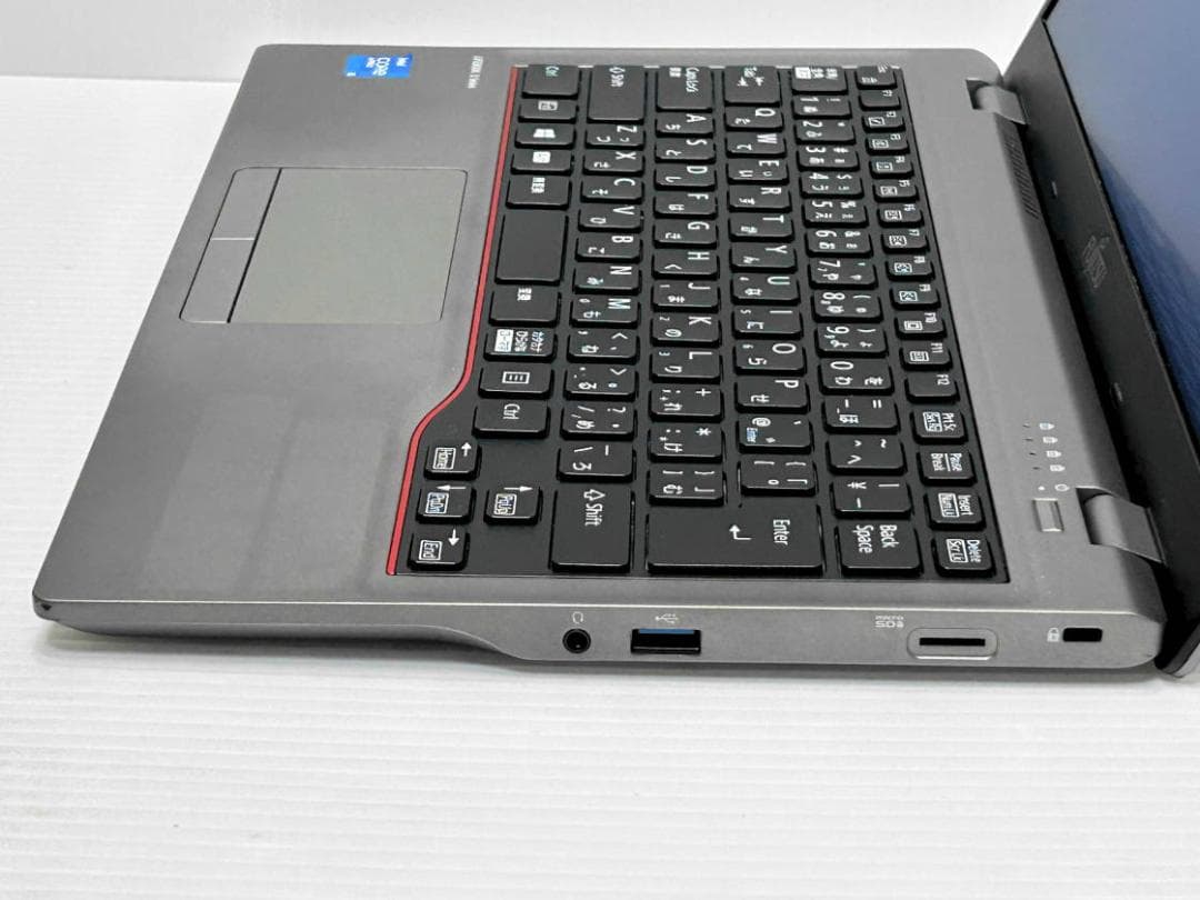 第11世代Core i5 LIFEBOOK U7411/F NVMe256G③