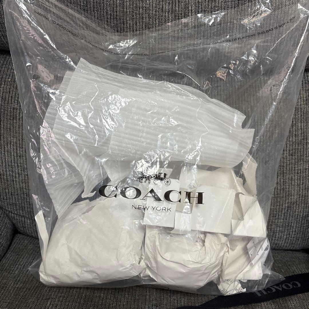 コーチ　ディラントートバッグ　ほぼ未使用