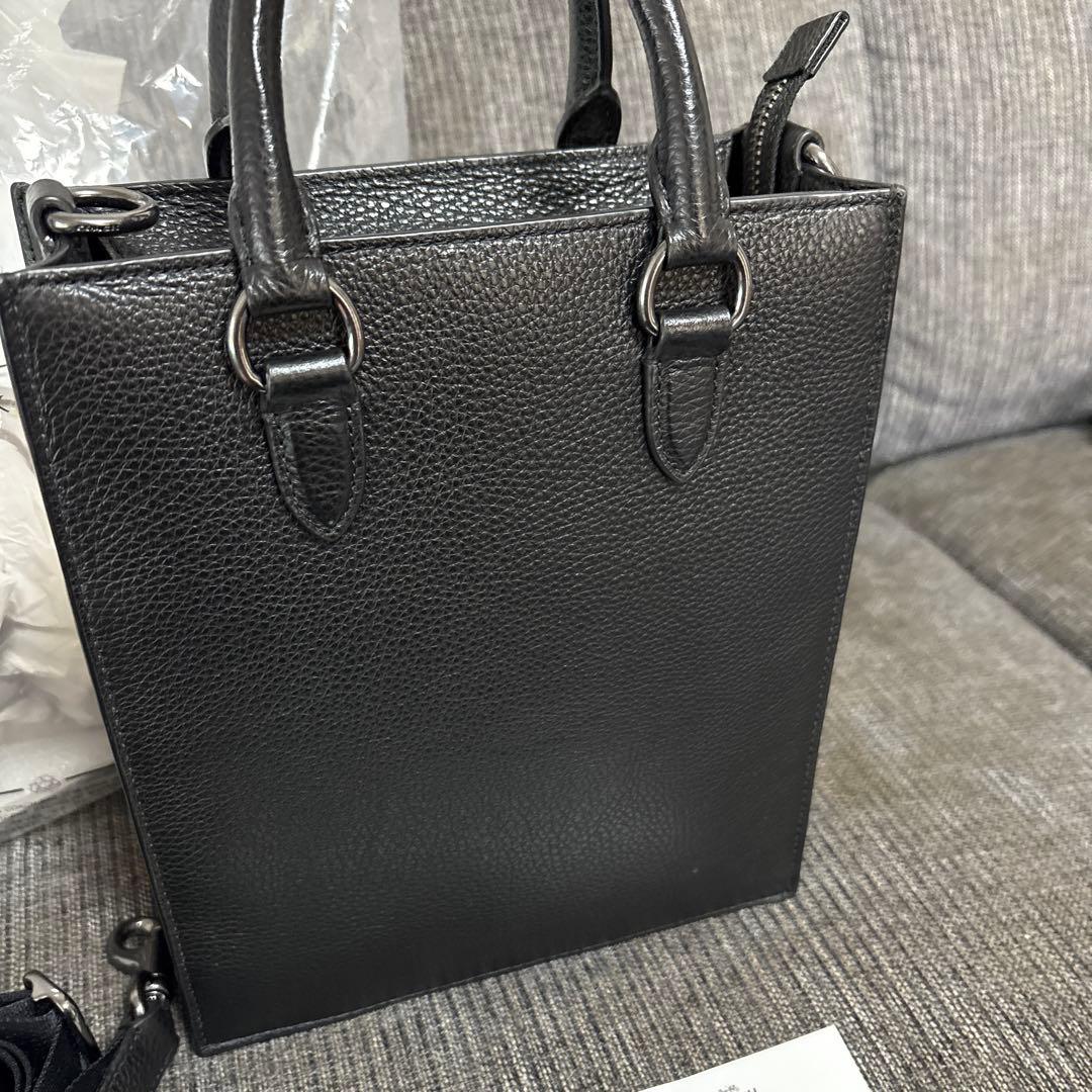 コーチ　ディラントートバッグ　ほぼ未使用