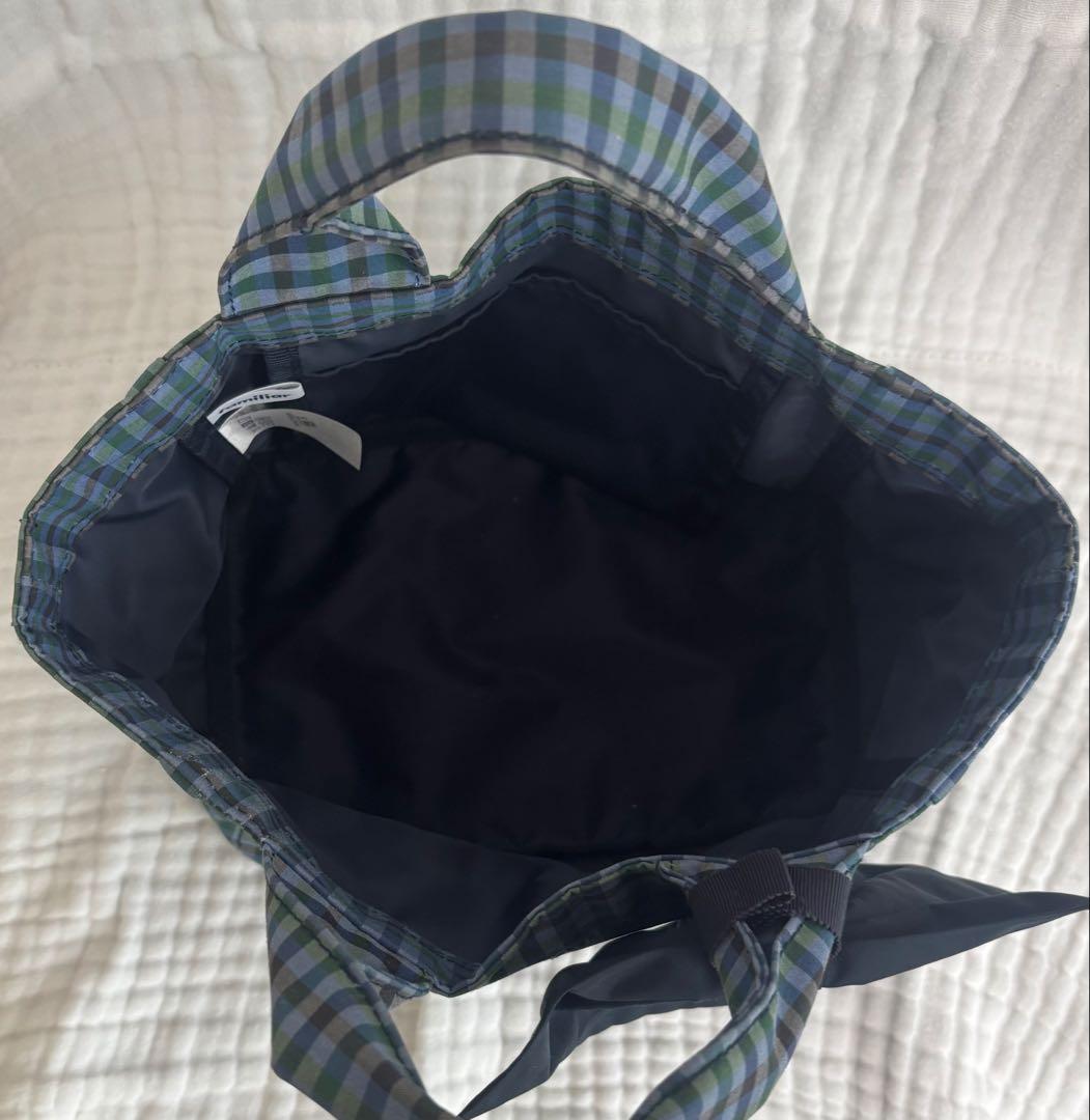 ファミリア青チェックリボン付手提げバッグ