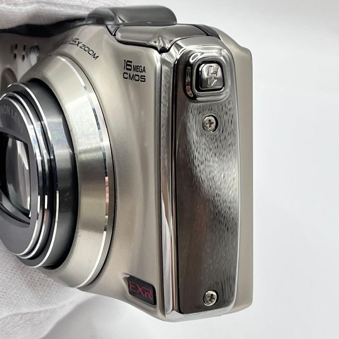 デジタルカメラ Fujifilm FinePix F600EXR