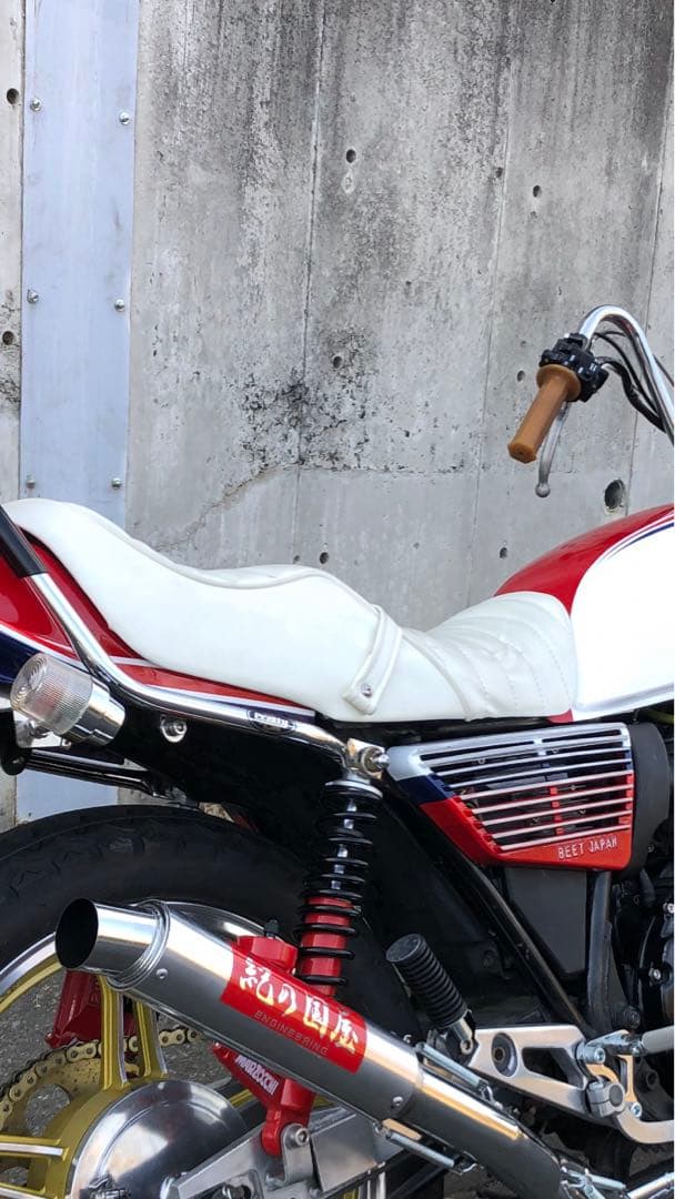 XJ400純正シート白張り替え