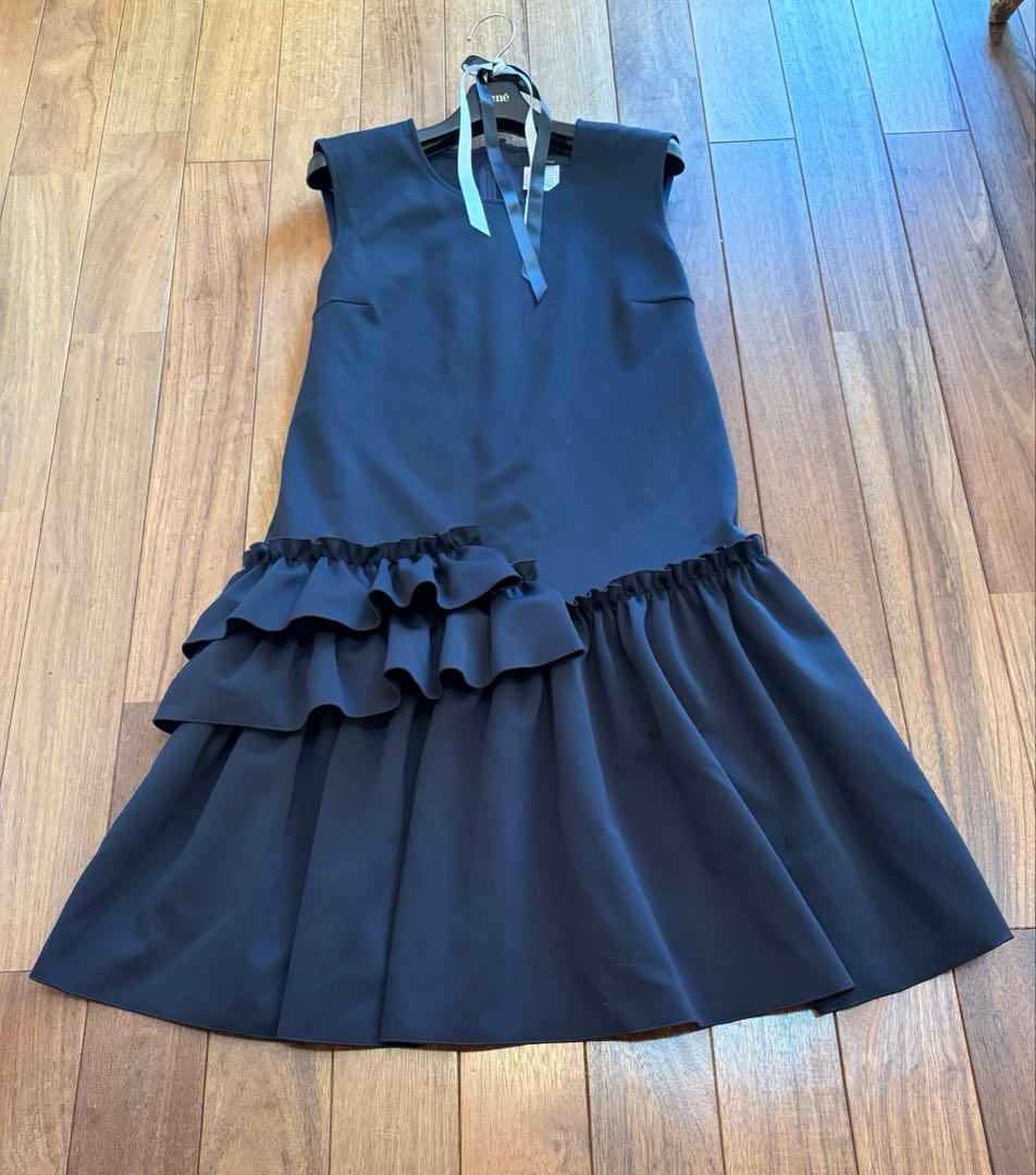 ♡Reneルネ♡ フリル　ワンピース ネイビー 34 確かだいたい7万ぐらい？