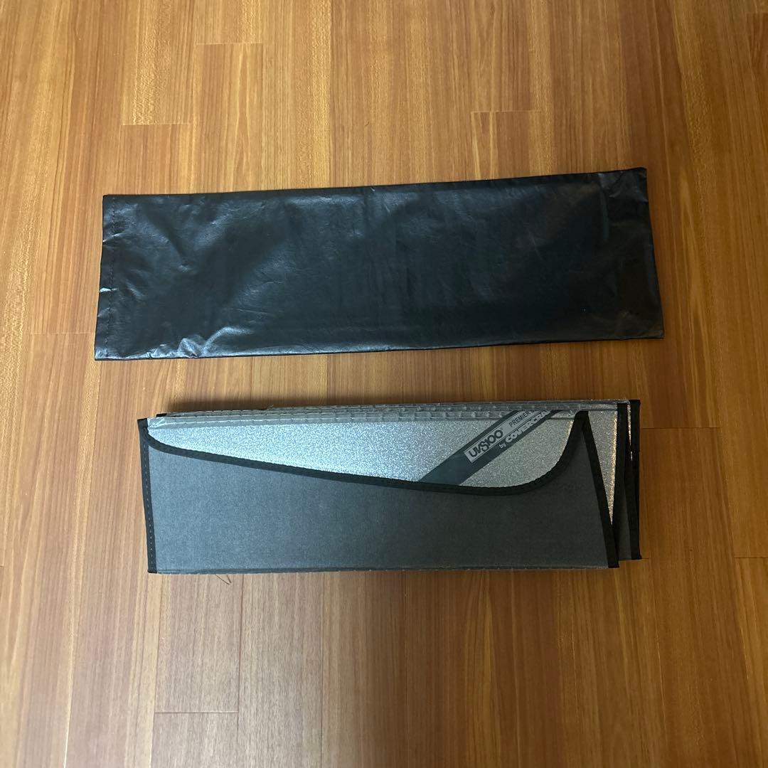 ダッジラムバン専用サンシェード　収納ケース付き。