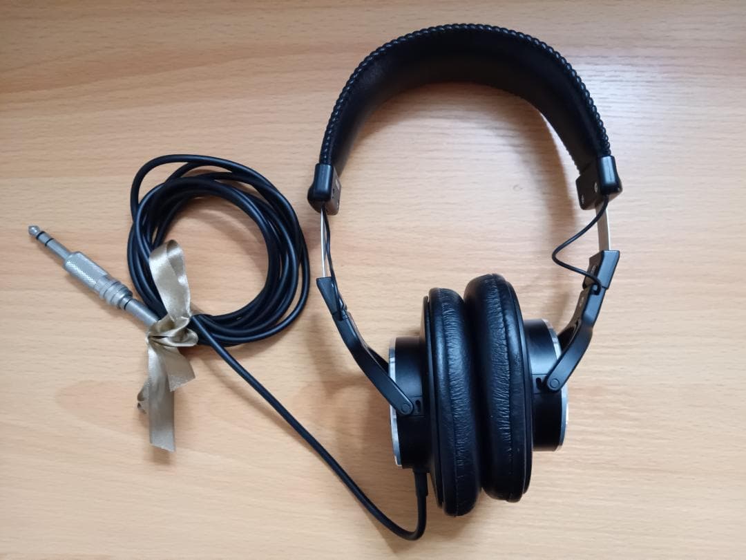 SONY MDR-CD900ST 有線ヘッドホン　中古