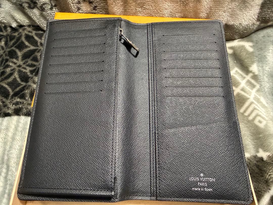 LOUIS VUITTON ポルトフォイユブラザ