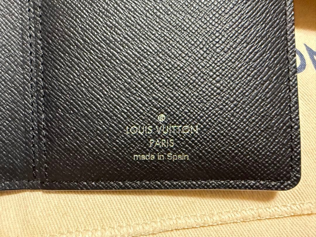 LOUIS VUITTON ポルトフォイユブラザ