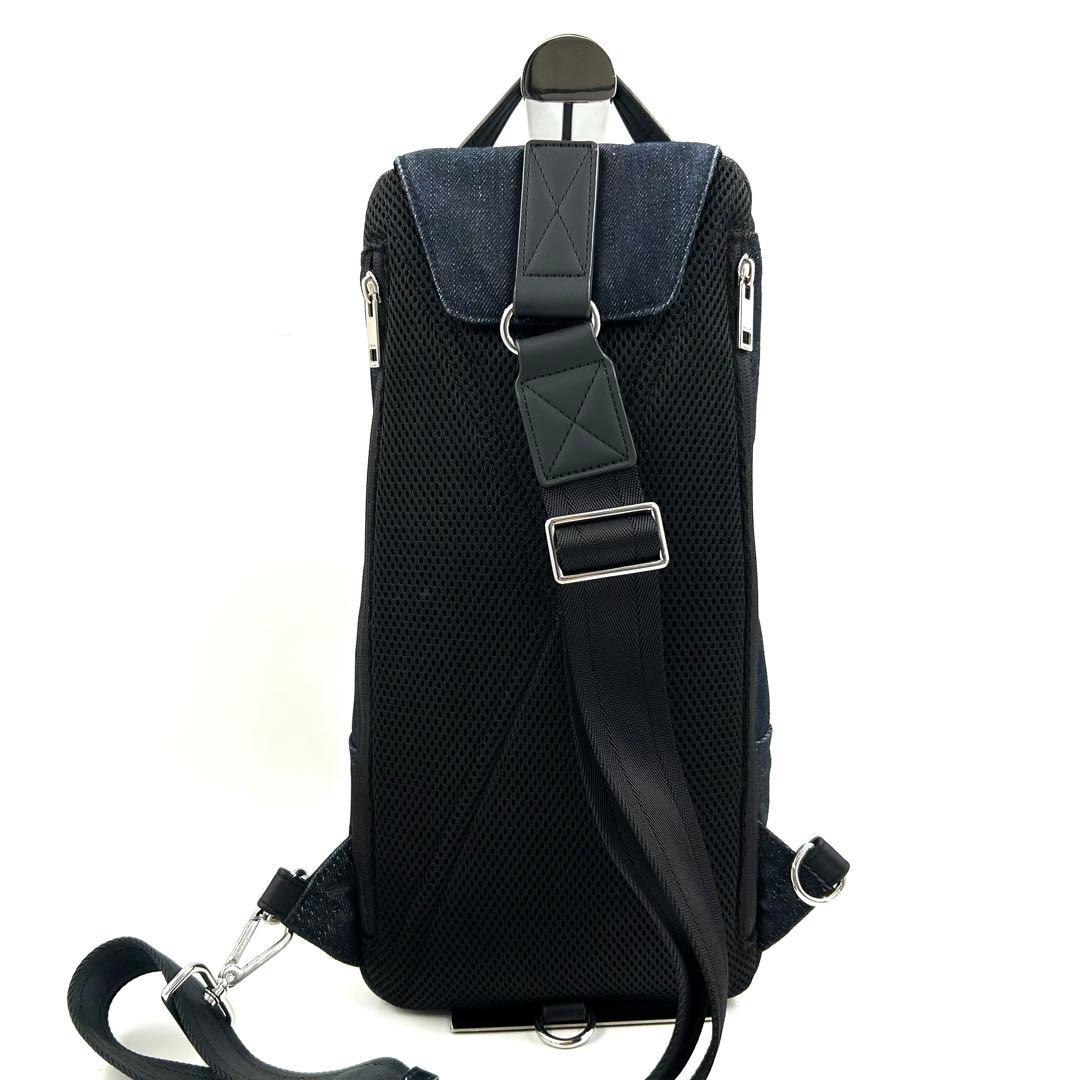 極美品 ディーゼル 646 ボディバッグ デニム スリングバッグ 斜め掛け