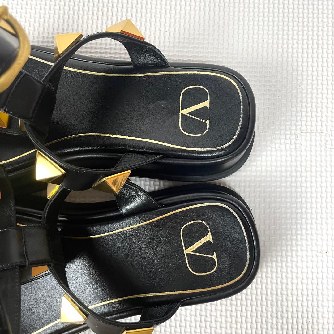 極美品　ヴァレンティノガラヴァーニ　サンダル　スタッズ　レザー　厚底　37サイズ