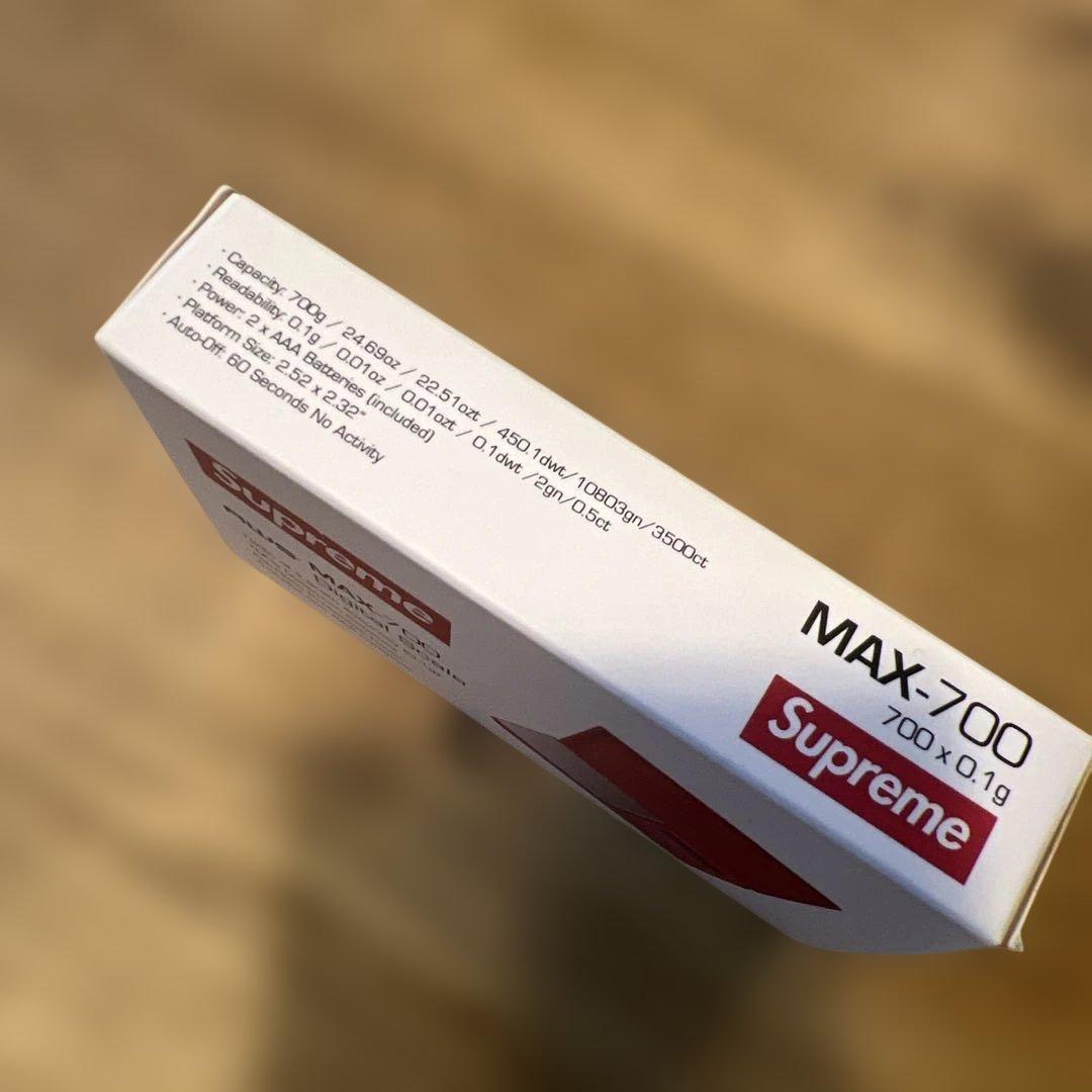 お値下げ中！新品未使用レア⭐︎Supreme MAX-700 デジタルスケール