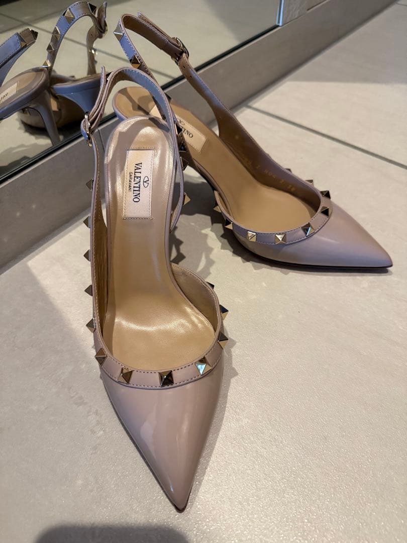 VALENTINO スリングバックパンプス