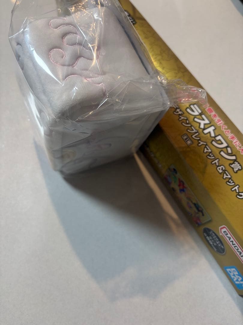 一番くじ　ワンピース　カードゲーム　ラストワン賞　プレイマット　E賞カードケース