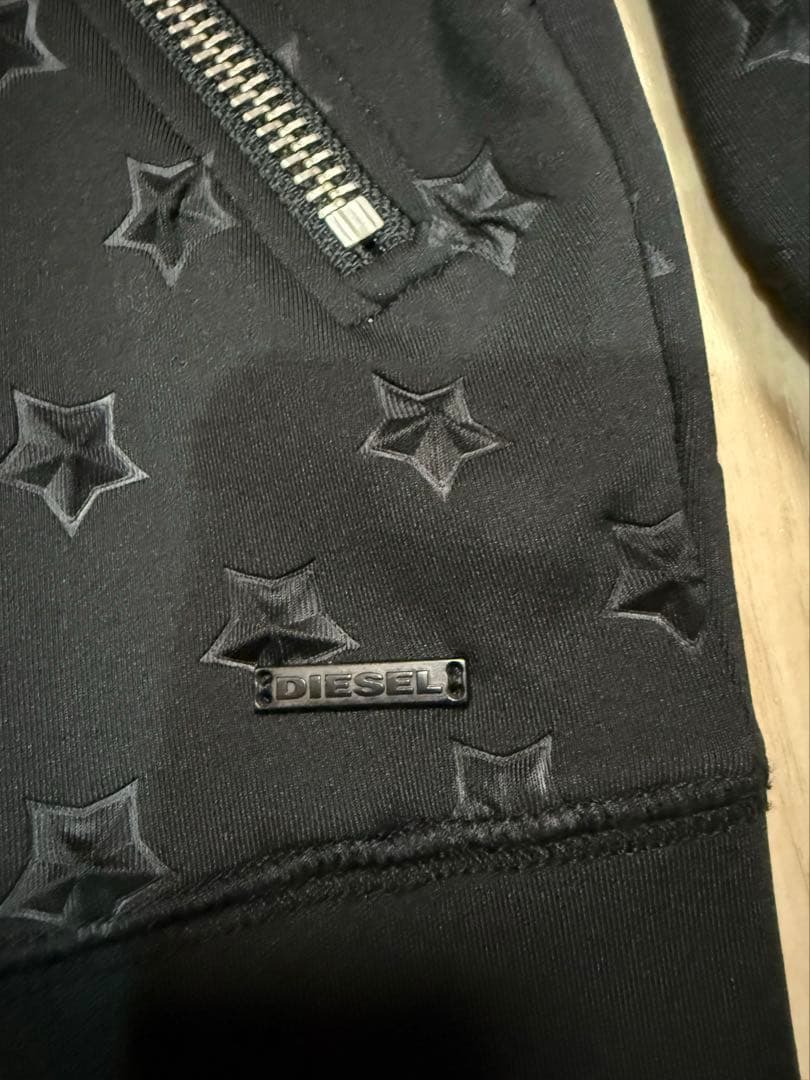 【即完売品】DIESEL　ディーゼル 星柄 ブルゾン MA-1 ジャケット