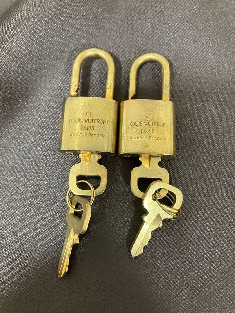 LOUIS VUITTON ルイヴィトン パドロック カデナ 南京錠 セット