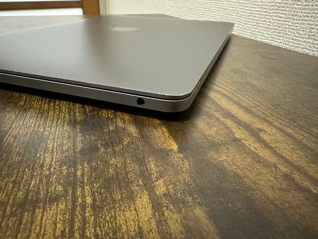 【最終値下げ】MacBook Pro 13_2022 M2/8GB/256GB