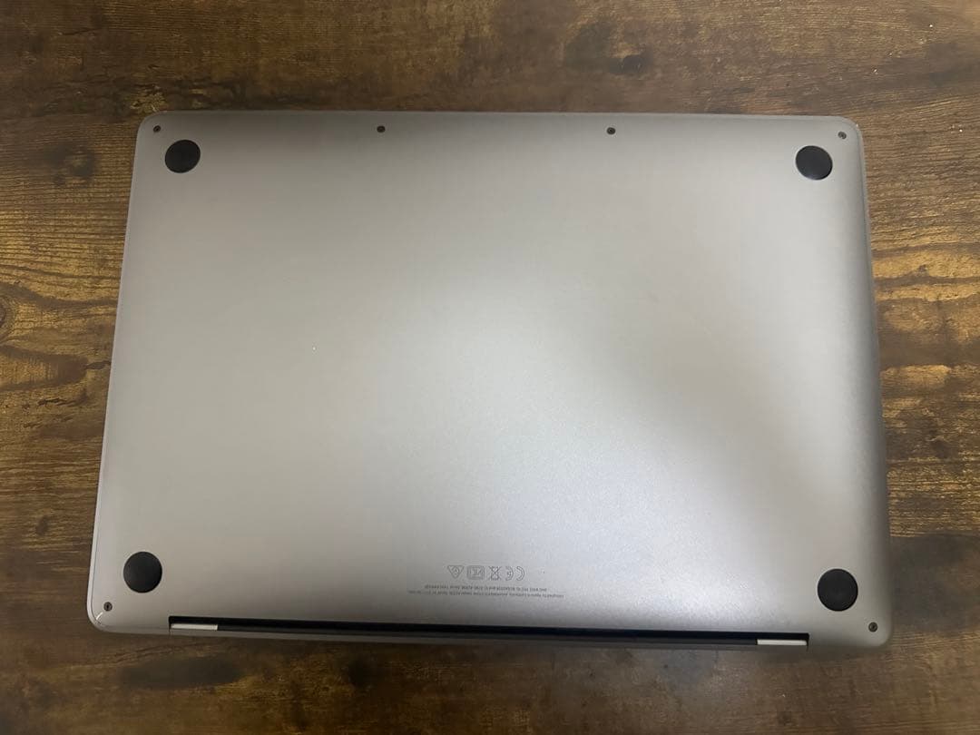 【最終値下げ】MacBook Pro 13_2022 M2/8GB/256GB