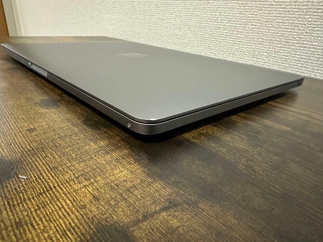 【最終値下げ】MacBook Pro 13_2022 M2/8GB/256GB
