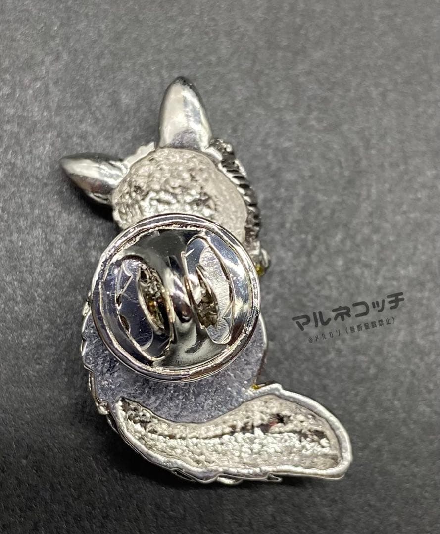 イマック　キツネ　ボヘミアングラス　バッジ　ブローチ　きつね